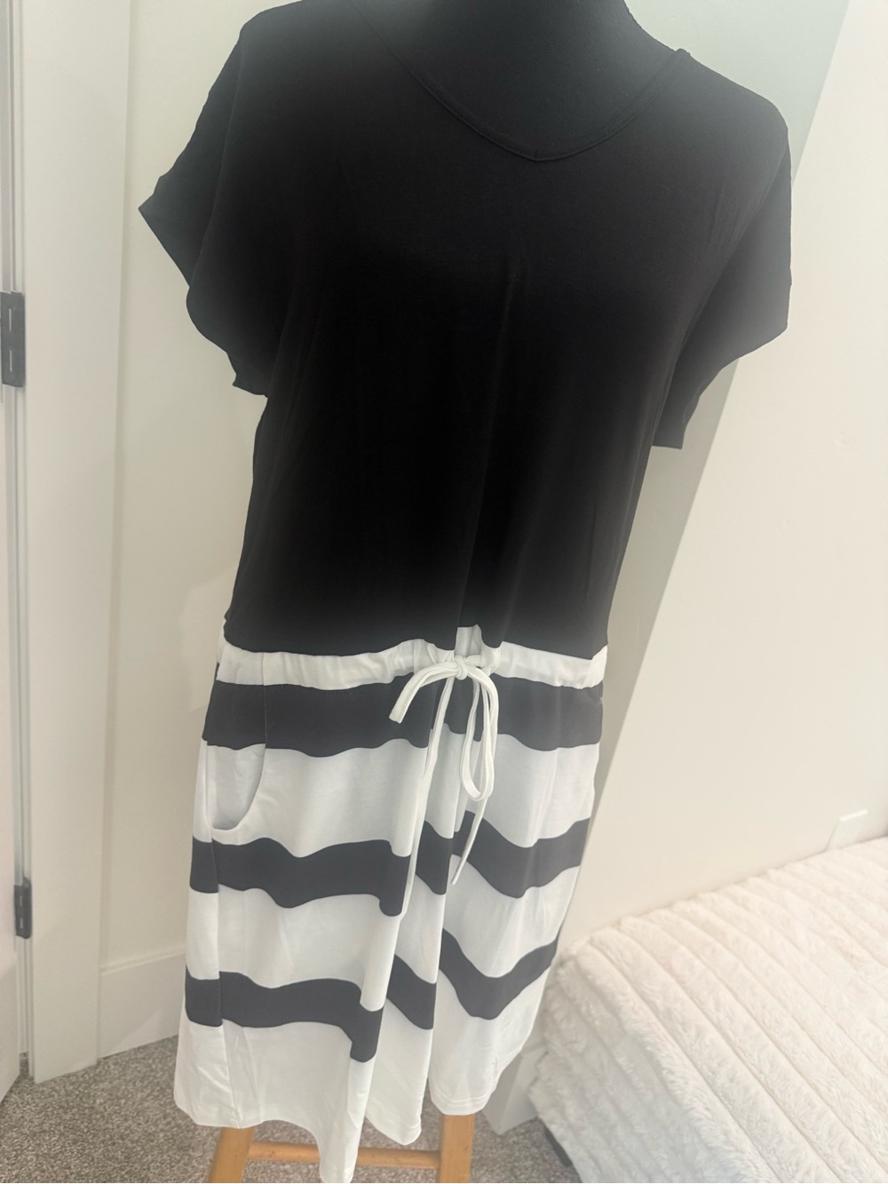 Casual Black & White Striped Drawstring Waist Dress